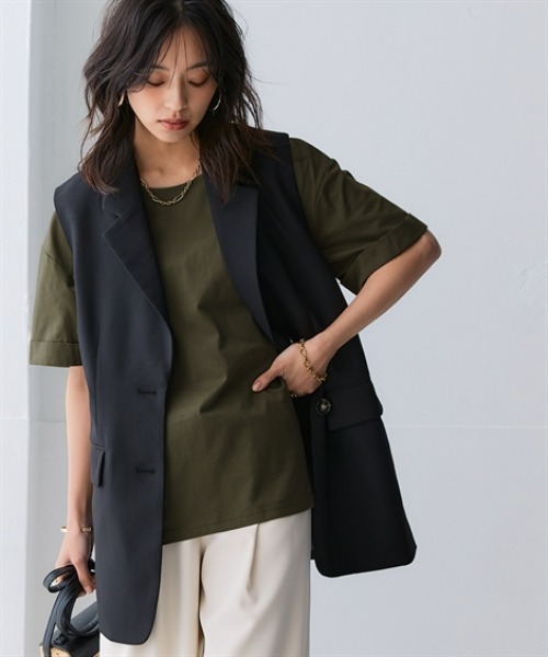 nissen（ニッセン）の「軽量さらさらカットソーゆるシルエットプルオーバー（吸汗速乾）（薄手素材）（Tシャツ/カットソー・レディース・カーキ/イエロー/ブルー/ネイビー/チャコールグレー/ブラック・LL/3L/S/M/L）」の3枚目の写真