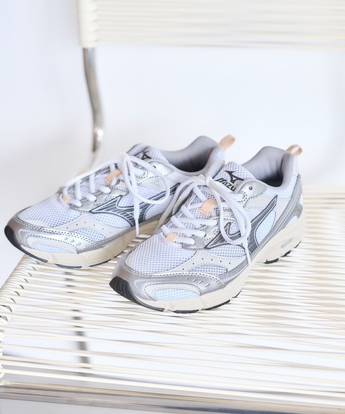 studio CLIP(スタディオクリップ)の「【mizuno】W-RIDER10(スニーカー・レディース・オフホワイト・SMALL/MEDIUM/LARGE/X-LARGE)」の2枚目の写真