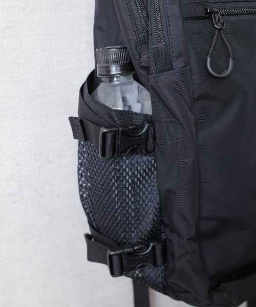FREDRIK PACKERS(フレドリックパッカーズ)の「『FREDRIK PACKERS』TRAVEL SERIES 420D BACKPACK MELL トラベルシリーズ バックパック メル(バックパック/リュック・レディース・ブラック/グレイッシュベージュ・FREE)」の9枚目の写真