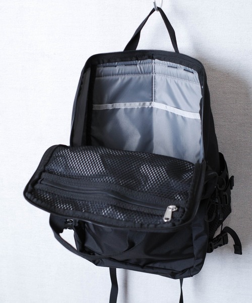 FREDRIK PACKERS(フレドリックパッカーズ)の「『FREDRIK PACKERS』TRAVEL SERIES 420D BACKPACK MELL トラベルシリーズ バックパック メル(バックパック/リュック・レディース・ブラック/グレイッシュベージュ・FREE)」の18枚目の写真