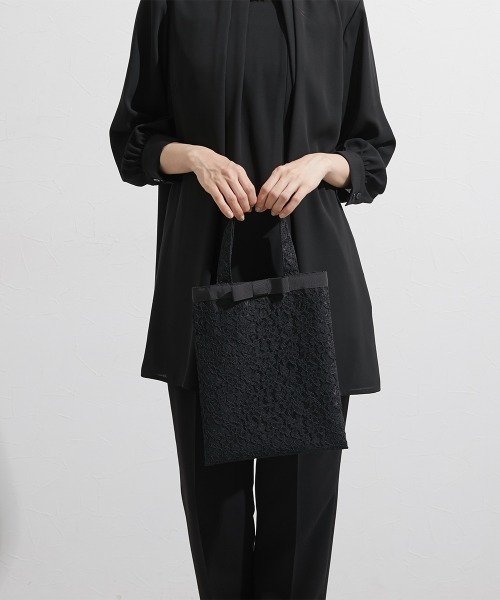 Callarus Black Formal(カラルスブラックフォーマル)の「【喪服・礼服】フォーマルレーストートバック〔Callarus〕(トートバッグ・レディース・ブラック・FREE)」の2枚目の写真