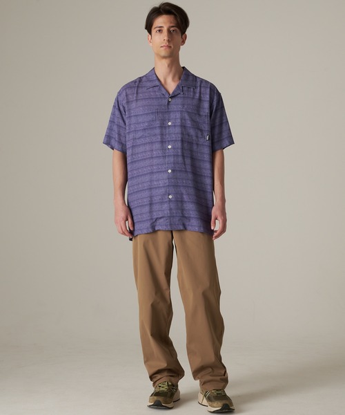Eddie Bauer(エディーバウアー)の「レーヨンリネン キャンプ 半袖 シャツ(シャツ/ブラウス・メンズ・サンドベージュ/ベージュ/ネイビー/ライム/グリーン/オレンジ系・M/L/XL/XXL/S)」の10枚目の写真