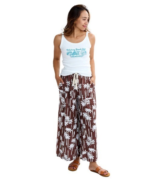 BILLABONG(ビラボン)の「BILLABONG レディース WIDE EASY LONG PANTS ロングパンツ 【2025年夏モデル】/ビラボン総柄ウエストゴムワイドイージーパンツ(その他パンツ・レディース・ブラック系その他/ブラウン系その他/ブルー・MEDIUM)」の8枚目の写真
