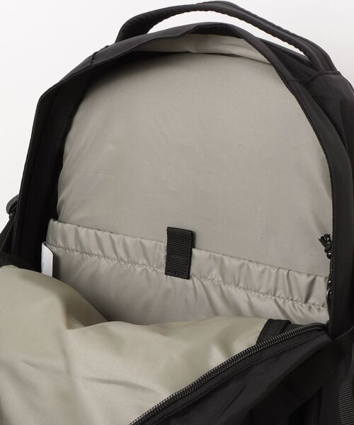 Columbia（コロンビア）の「【WEB限定】[Columbia/コロンビア] ワンポイントロゴ パナシーア 33L バックパック（バックパック/リュック・レディース・ブラック・ONE SIZE）」の22枚目の写真