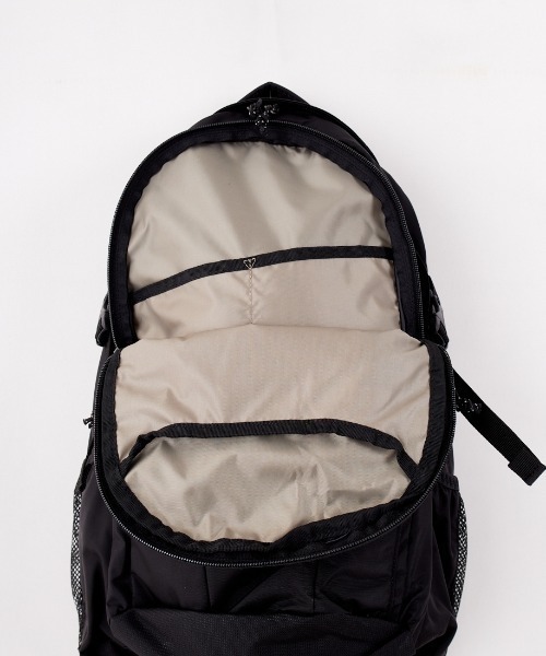 Columbia（コロンビア）の「【WEB限定】[Columbia/コロンビア] ワンポイントロゴ パナシーア 33L バックパック（バックパック/リュック・レディース・ブラック・ONE SIZE）」の14枚目の写真