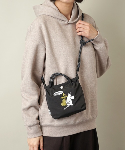 MOOMIN(ムーミン)の「【MOOMIN】(ムーミン) 軽量 撥水 ミニショルダーバッグ スマホ パスポート 縦長ミニポシェット RMPK-03(ショルダーバッグ・レディース・グレー/ベージュ/グリーン系その他/ネイビー/ライトグレー/グリーン/レッド/チャコール/ヘザーチャコール・ONE SIZE)」の10枚目の写真