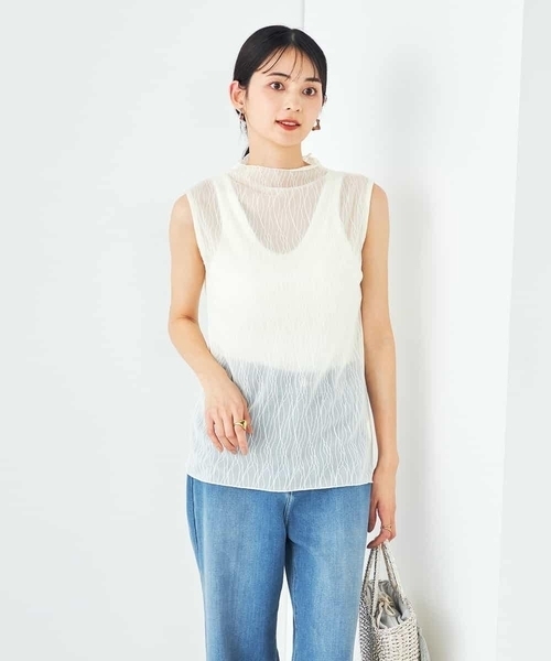 a.v.v（アーヴェヴェ）の「シアーウェーブハイネックカットソー（Tシャツ/カットソー・レディース・アイボリー/チャコールグレー・34/38/36/42/40）」の5枚目の写真