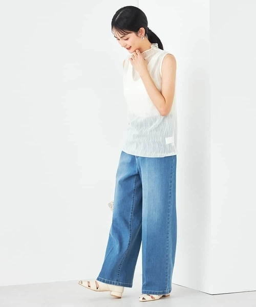 a.v.v（アーヴェヴェ）の「シアーウェーブハイネックカットソー（Tシャツ/カットソー・レディース・アイボリー/チャコールグレー・34/38/36/42/40）」の7枚目の写真