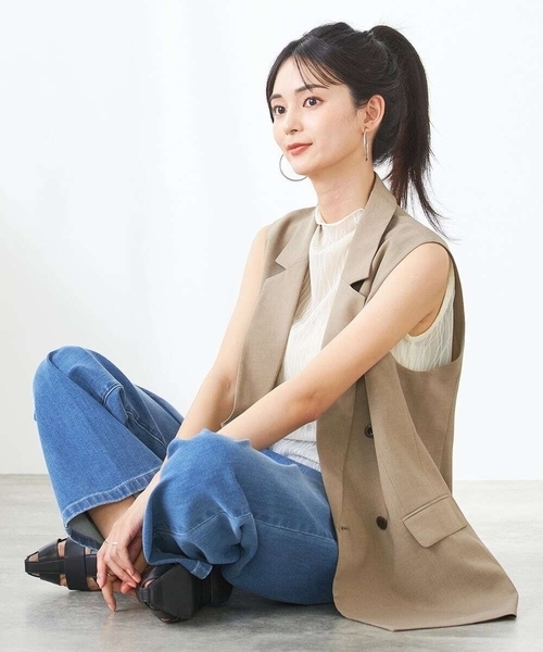 a.v.v（アーヴェヴェ）の「シアーウェーブハイネックカットソー（Tシャツ/カットソー・レディース・アイボリー/チャコールグレー・34/38/36/42/40）」の14枚目の写真