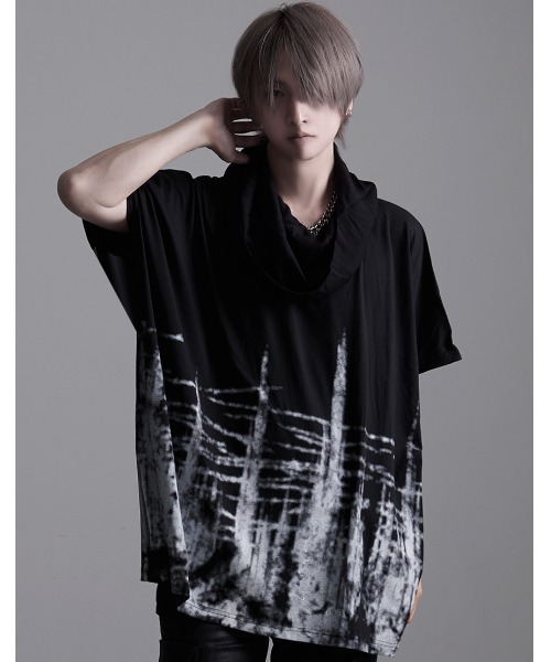 NOVESSEL（ノベセル）の「A'GEM/9 × .kom『NOVESSEL/ノベセル』フードドルマンTシャツ（Tシャツ/カットソー・メンズ・ブラック・FREE）」の7枚目の写真