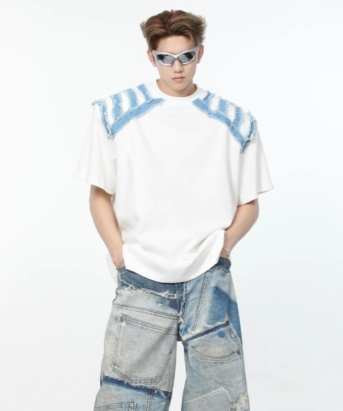 FreeZone（フリーゾーン）の「デニムショルダーカットオーバーサイズTシャツ（Tシャツ/カットソー・メンズ・ホワイト/ブラック・F）」の7枚目の写真