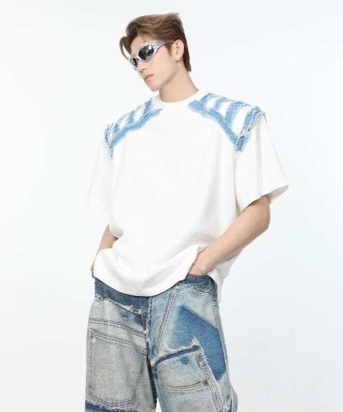 FreeZone（フリーゾーン）の「デニムショルダーカットオーバーサイズTシャツ（Tシャツ/カットソー・メンズ・ホワイト/ブラック・F）」の16枚目の写真