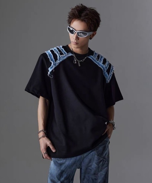 FreeZone（フリーゾーン）の「デニムショルダーカットオーバーサイズTシャツ（Tシャツ/カットソー・メンズ・ホワイト/ブラック・F）」の6枚目の写真