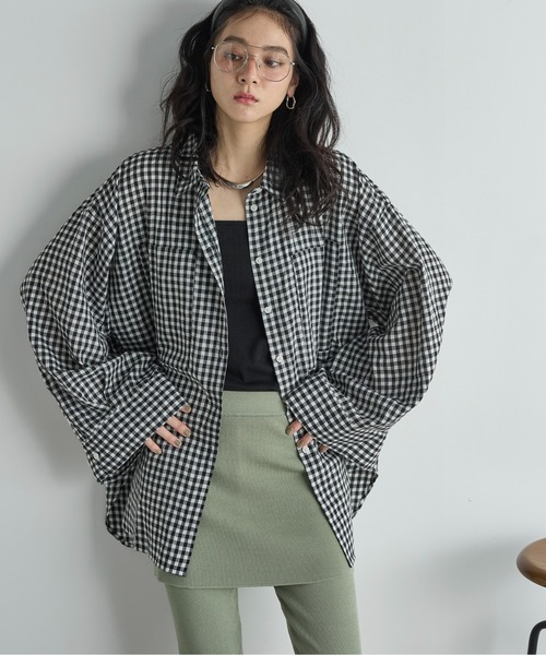 THE YOn(ザヨン)の「スーパーワイドスリーブルーズフィットシャツ(シャツ/ブラウス・レディース・ブラック/クリーム/ブラウン/ピンク・FREE)」の8枚目の写真