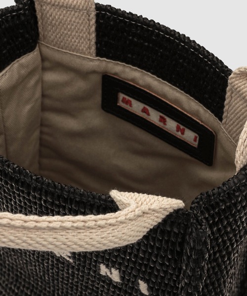 MARNI(マルニ)の「MINI BASKET / クロスボディバッグ(ショルダーバッグ・レディース・ブラック/ベージュ・ONE SIZE)」の6枚目の写真