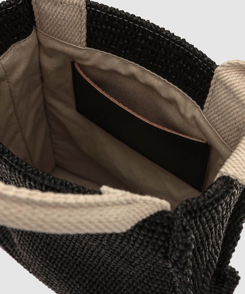 MARNI(マルニ)の「MINI BASKET / クロスボディバッグ(ショルダーバッグ・レディース・ブラック/ベージュ・ONE SIZE)」の7枚目の写真
