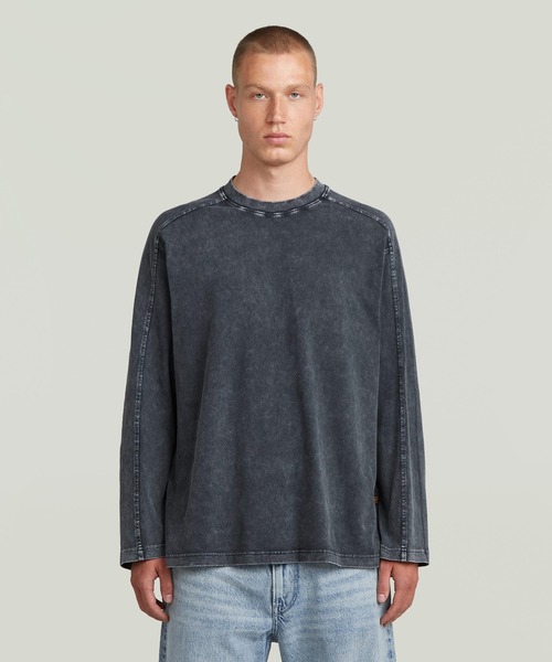 G-STAR（ジースター）の「Washed Boxy T-Shirt/ヴィンテージライクウォッシュド加工オーバーサイズロングスリーブTシャツ（Tシャツ/カットソー・メンズ・ダークブルー/ブラウン・X-LARGE/LARGE/MEDIUM/SMALL/X-SMALL）」の2枚目の写真