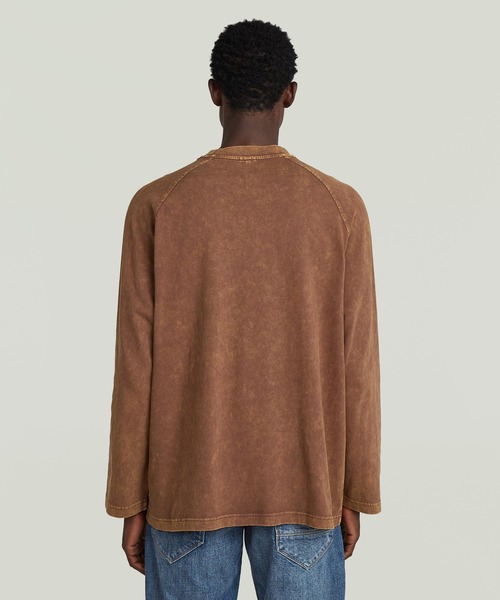 G-STAR（ジースター）の「Washed Boxy T-Shirt/ヴィンテージライクウォッシュド加工オーバーサイズロングスリーブTシャツ（Tシャツ/カットソー・メンズ・ダークブルー/ブラウン・X-LARGE/LARGE/MEDIUM/SMALL/X-SMALL）」の3枚目の写真