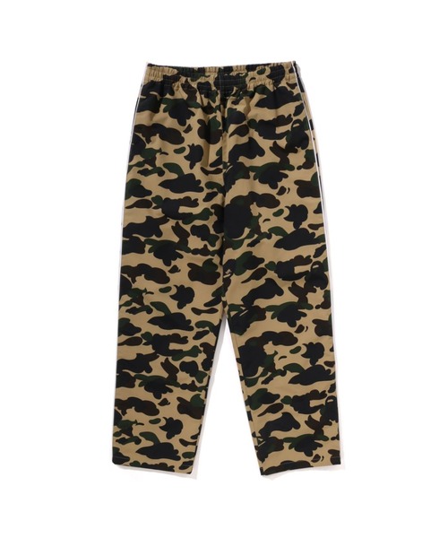 A BATHING APE(アベイシングエイプ)の「1ST CAMO TRACK PANTS(その他パンツ・レディース・グリーン/イエロー・SMALL/MEDIUM)」の2枚目の写真