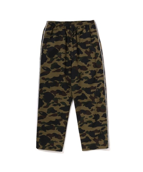 A BATHING APE(アベイシングエイプ)の「1ST CAMO TRACK PANTS(その他パンツ・レディース・グリーン/イエロー・SMALL/MEDIUM)」の1枚目の写真
