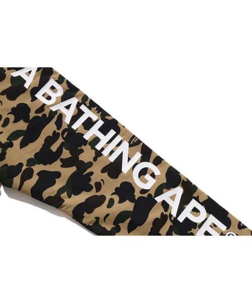 A BATHING APE(アベイシングエイプ)の「1ST CAMO TRACK PANTS(その他パンツ・レディース・グリーン/イエロー・SMALL/MEDIUM)」の6枚目の写真
