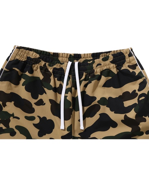 A BATHING APE(アベイシングエイプ)の「1ST CAMO TRACK PANTS(その他パンツ・レディース・グリーン/イエロー・SMALL/MEDIUM)」の8枚目の写真
