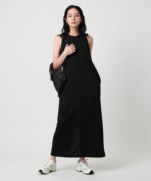 BEAUTY&YOUTH UNITED ARROWS（ビューティーアンドユースユナイテッドアローズ）の「ポリエステルアメリカンスリーブワンピース（ワンピース・レディース・ナチュラル/ブラック/ダークブラウン・S/M）」の4枚目の写真
