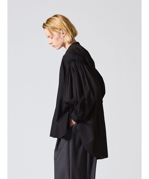 mizuiroind（ミズイロインド）の「mizuiro ind ピンタックパフスリーブシャツ（シャツ/ブラウス・レディース・オフホワイト/ネイビー/グレー/ブラック/ワインレッド・FREE）」の13枚目の写真