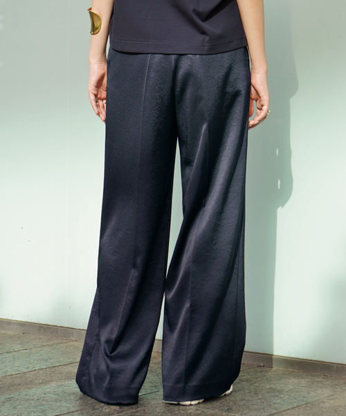 ミニマルサテンパンツ（スラックス）｜EVERYDAY I LIKE
