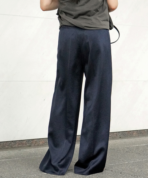 ミニマルサテンパンツ（スラックス）｜EVERYDAY I LIKE.（エヴリディ