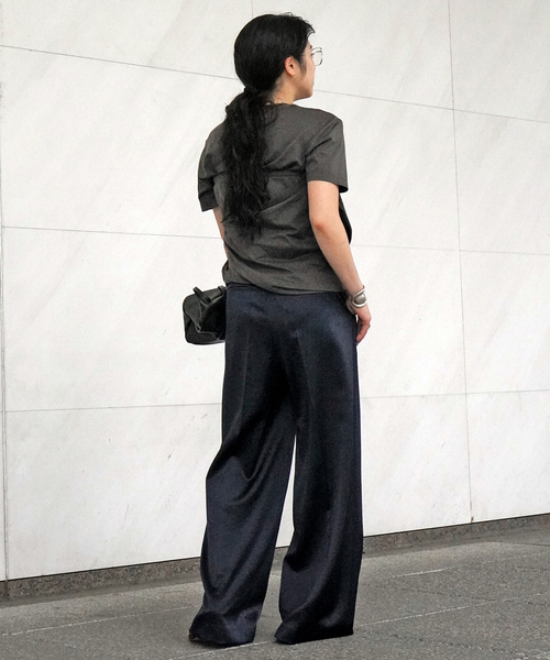 EVERYDAY I LIKE.(エヴリディアイライク)の「*ミニマルサテンパンツ(スラックス・レディース・ネイビー・38/36/34)」の9枚目の写真