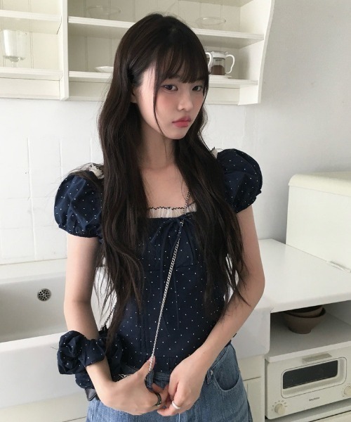 anyonemore(エニワンモア)の「ミニドットレースフリルパフ半袖リボンブラウス(シャツ/ブラウス・レディース・ネイビー/アイボリー・FREE)」の10枚目の写真