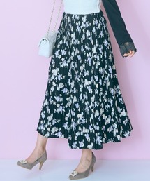 LEONARD 希少　大きいサイズ　花柄　スカート　黒 LEONARD FASHION タイトスカート 黒 花柄 - メルカリ