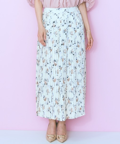 marun（マルン）の「＜大きいサイズ＞花柄プリーツスカート marun（スカート・レディース・ブラック系/アイボリー系・LL/3L/4L/5L/L）」の20枚目の写真