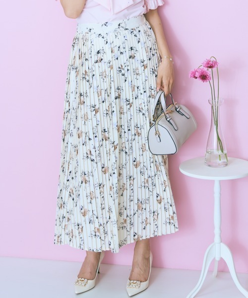 marun（マルン）の「＜大きいサイズ＞花柄プリーツスカート marun（スカート・レディース・ブラック系/アイボリー系・LL/3L/4L/5L/L）」の21枚目の写真