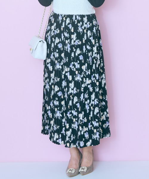 marun（マルン）の「＜大きいサイズ＞花柄プリーツスカート marun（スカート・レディース・ブラック系/アイボリー系・LL/3L/4L/5L/L）」の22枚目の写真