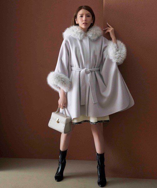 セルフォード　ファーポンチョコート ファーポンチョコート（ポンチョ）｜CELFORD（セルフォード）の