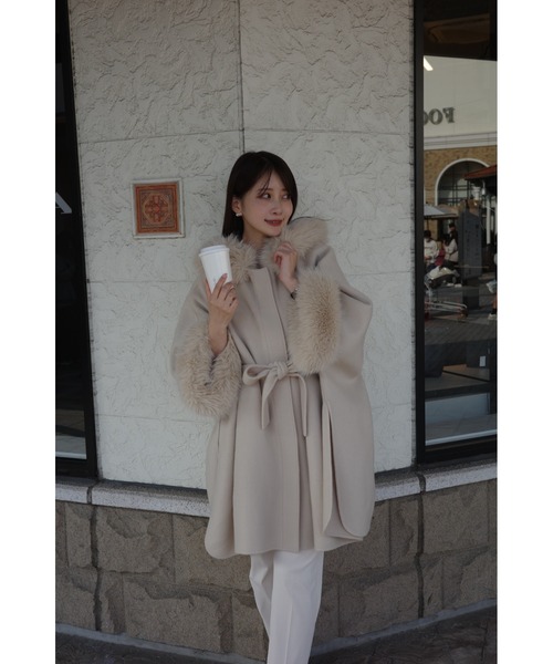 新品未使用♡エコファーポンチョコート ファーポンチョコート（ポンチョ）｜CELFORD（セルフォード）の