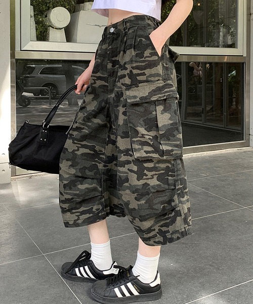 THE HITSS(ヒッツ)の「カモフラ 迷彩 ワイドシルエット カーゴ ハーフパンツ ジョーツ(カーゴパンツ・レディース・カモフラージュ・M/L)」の13枚目の写真