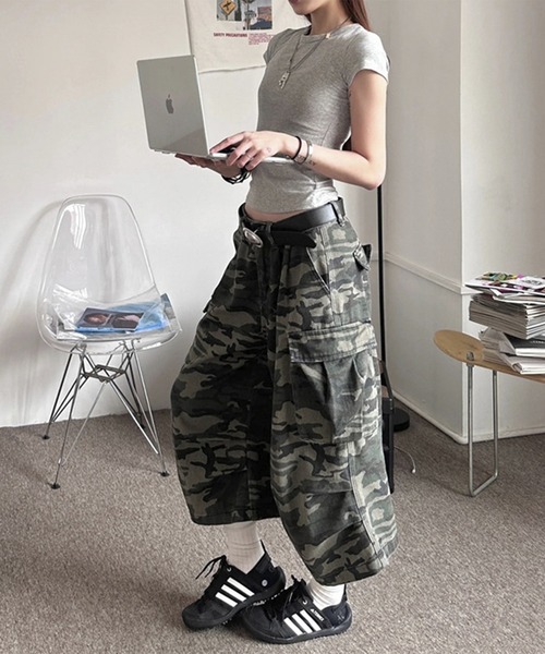 THE HITSS(ヒッツ)の「カモフラ 迷彩 ワイドシルエット カーゴ ハーフパンツ ジョーツ(カーゴパンツ・レディース・カモフラージュ・M/L)」の8枚目の写真