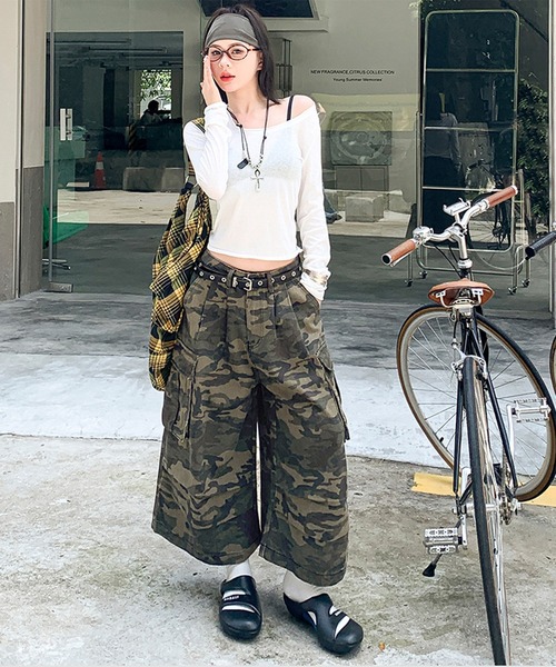 THE HITSS(ヒッツ)の「カモフラ 迷彩 ワイドシルエット カーゴ ハーフパンツ ジョーツ(カーゴパンツ・レディース・カモフラージュ・M/L)」の3枚目の写真