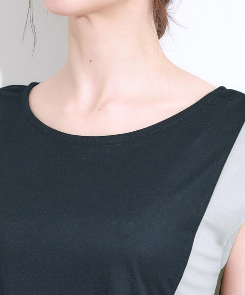 SHOO・LA・RUE（シューラルー）の「【S-LL/ひんやり】全身すっきり見えが楽に叶う サイド切替 バイカラーAラインワンピース（ワンピース・レディース・ネイビー系4/ブラック系4/ブラック系その他5・04/03/02/01）」の19枚目の写真