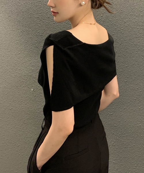 【値下げ 7,600円→7,300円 】 d.i.a. オフショルダートップス セール】オフショルダートップス（Tシャツ/カットソー）｜Nyu