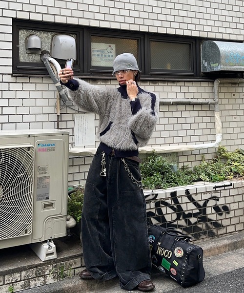 MandO（エムオー）（エムオー）の「ハイネックフェザートラックジャケット（ニット/セーター・メンズ・グレー/ブラック・LARGE/MEDIUM）」の12枚目の写真