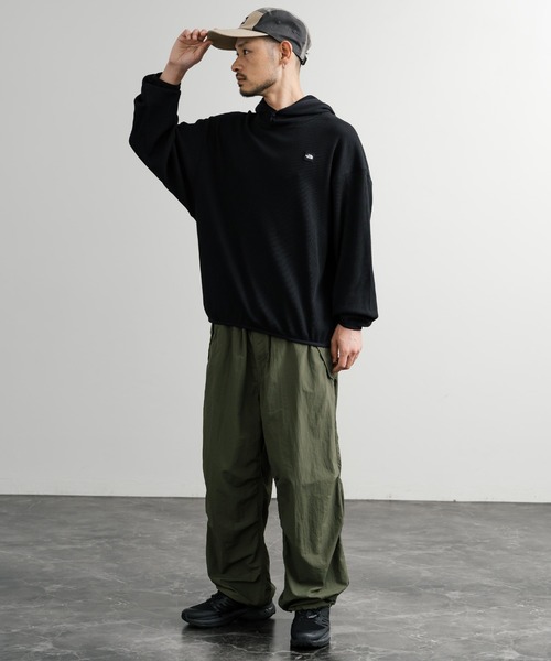 THE NORTH FACE（ザノースフェイス）の「日本未展開モデル THE NORTH FACE ザ・ノースフェイス WHITE LABEL ホワイトレーベル WAFFLE HOOD PULLOVER オーバーサイズワッフルミニボックスロゴ刺繍パーカー（パーカー・メンズ・杢グレー/ブラック/ホワイト・XL/L/M/S/XXL）」の12枚目の写真