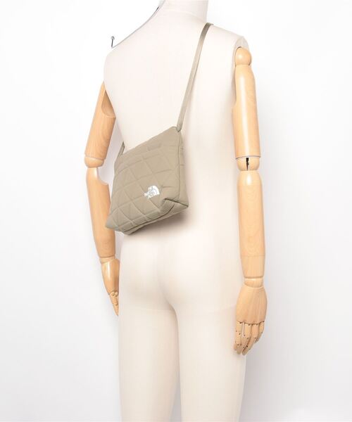 THE NORTH FACE（ザノースフェイス）の「ザ ノース フェイス THE NORTH FACE Geoface Pouch_ジオフェイスポーチ（ボディバッグ/ウエストポーチ・メンズ・その他・ONE SIZE）」の5枚目の写真