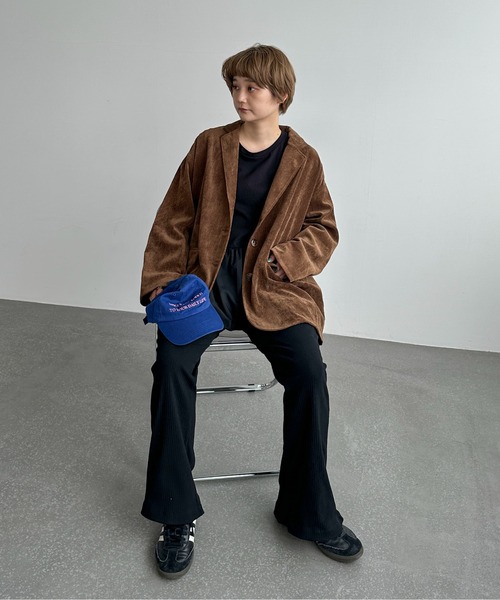 PILIT（ピリット）の「コーデュロイ　オーバージャケット（テーラードジャケット・レディース・ブラウン/アイボリー/チャコールグレー・MEDIUM）」の6枚目の写真