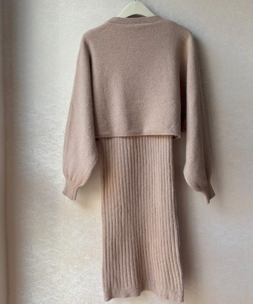 maison de LATIR（メゾンドラティール）の「【上下セットアップ】リブニットワンピース　カセット服（ワンピース・レディース・ベージュ/ブラック/ブルー・FREE）」の18枚目の写真