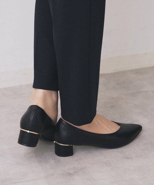index(インデックス)の「【抗菌防臭】ビジュー付きヒールパンプス(パンプス・レディース・ブラック/ベージュ・02/01/03)」の3枚目の写真