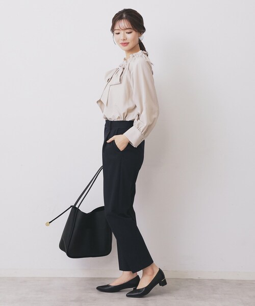 index(インデックス)の「【抗菌防臭】ビジュー付きヒールパンプス(パンプス・レディース・ブラック/ベージュ・02/01/03)」の10枚目の写真